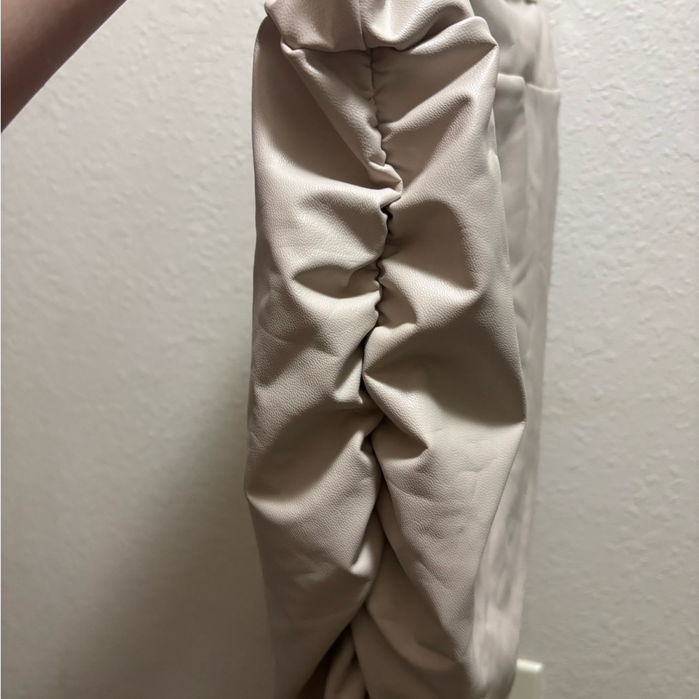 HALARA Cream Maxi Skirt with Ruched Waist - Picture 6 of 7